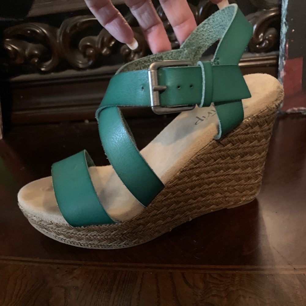 Ladies shoes